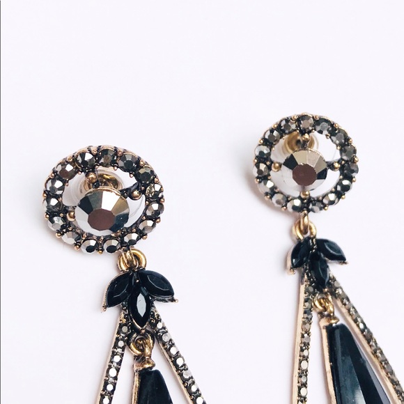 Black stone dangling earrings - Picture 7 of 8